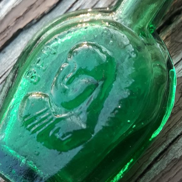 Vintage Glass Bottle with Lid Benjamin Franklin Green Art Glass Dollhouse - Picture 8 of 11